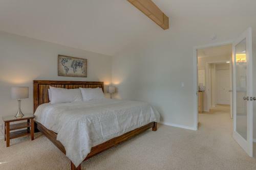 West Hills Home