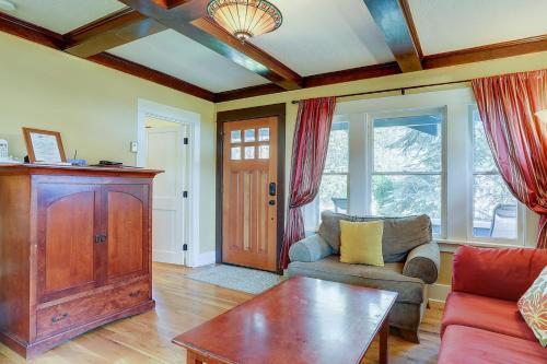 Albany Cottage