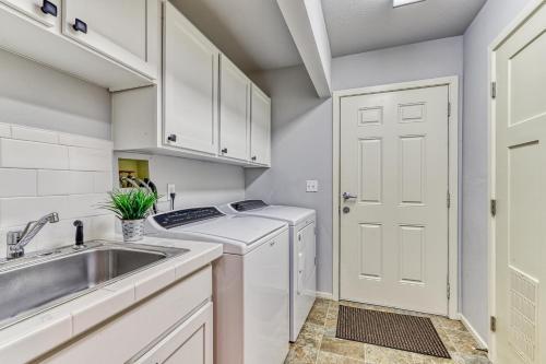Perfectly Placed Plum Cottage