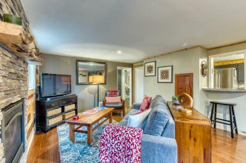 Cozy Coleman St. Cottage
