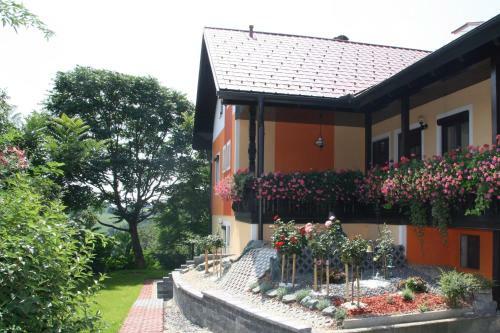 Hostal G�stehaus Dobida
