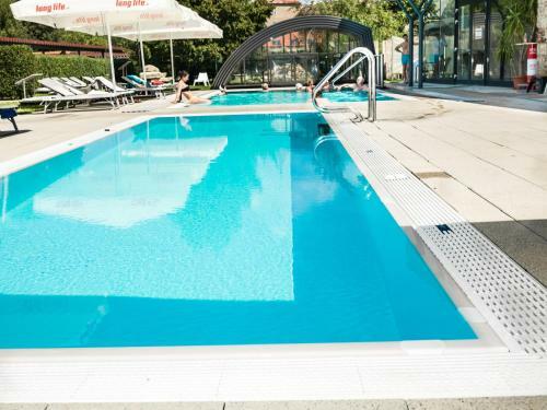Kaiser Von �sterreich, Historik- Und Thermalhotel