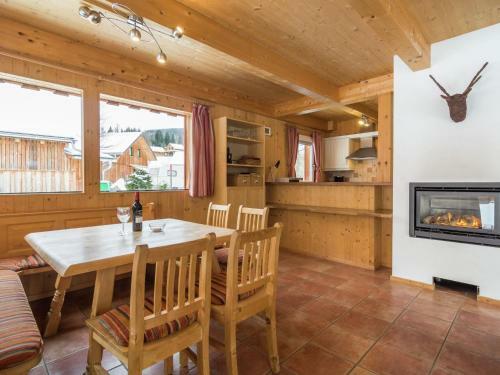 Holiday Home Chaletinaustria