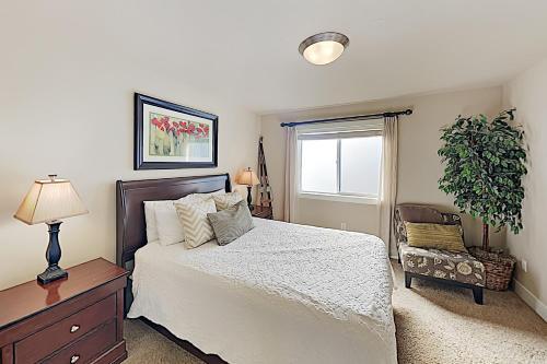 Apartamento Deschutes Landing At The Old Mill Riverfront Condo