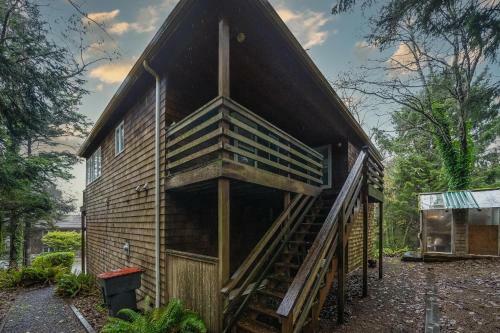 Secluded Cannon Beach Escape