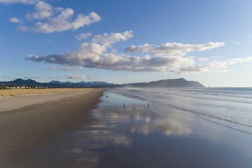 Comfort By The Coast 10-minute Walk To Beach