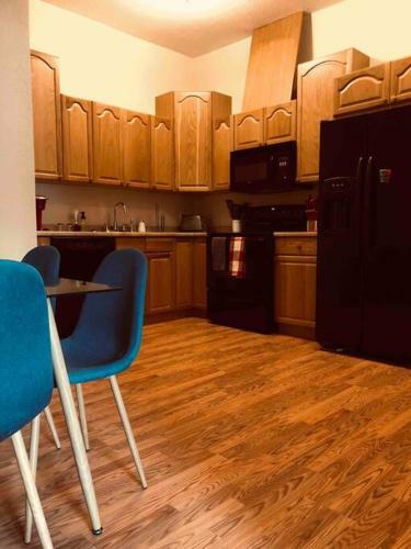 Apartamento Eaglecapd Full Kitchenhardwood Flbathampshower