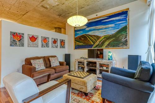 Oak Street Loft