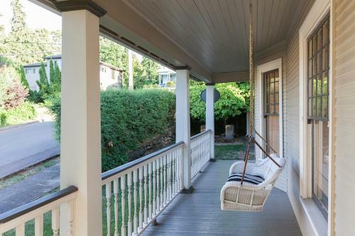 Cascade Chic Home