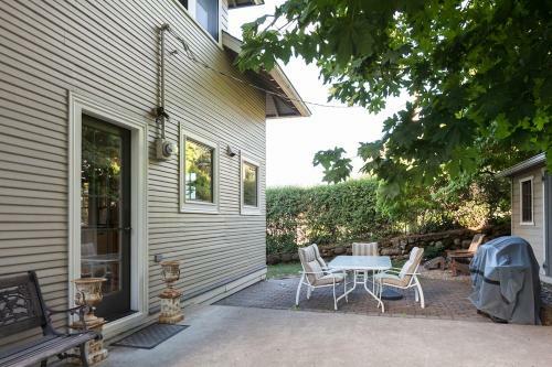 Cascade Chic Home