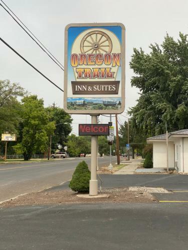 Hotel Oregon Trail Inn And Suites