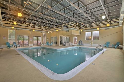 Apartamento Charming Lincoln City Condo With Pool - Ocean View!