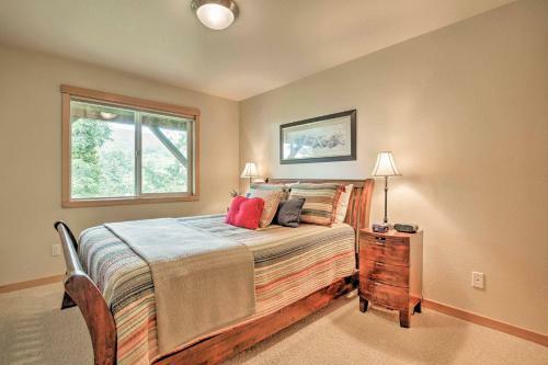 Spacious Family Townhome, Walk To Beach And Downtown