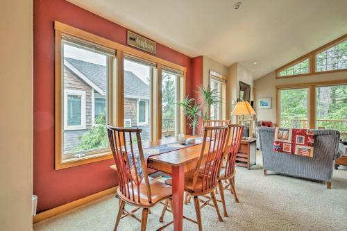 Spacious Family Townhome, Walk To Beach And Downtown
