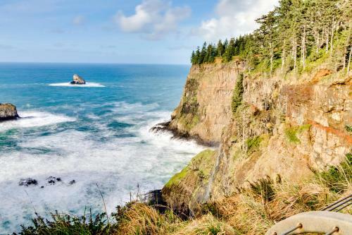 Netarts Bay Overlook
