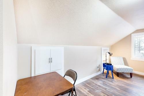 Bud's Beach House