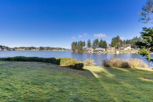 Lake View Escape