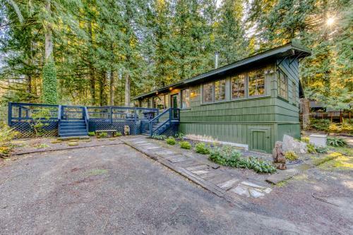 Hygge Cabin On The River