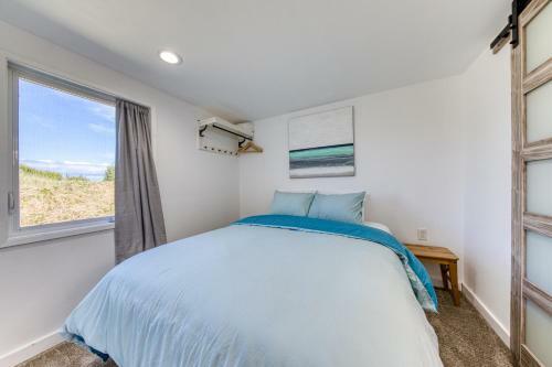 Rockaway Beachside Bungalow