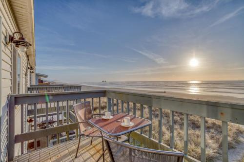Whale Watcher Condo #3