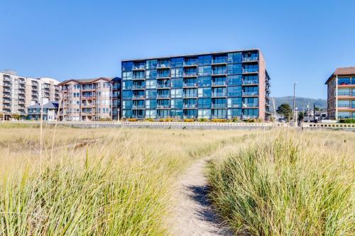2 Bed 2 Bath Apartment In Sand And Sea Condos