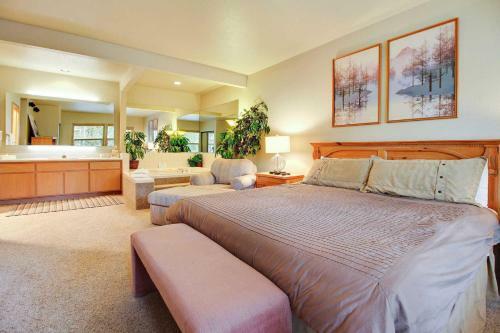 Zridge Condo 26