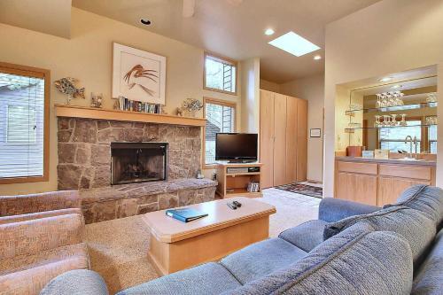 Zridge Condo 26