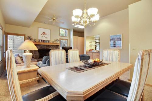 Zridge Condo 26