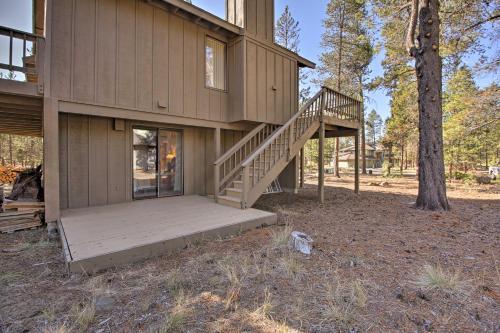 Pet-friendly Sunriver Home Hot Tub And 8 Sharc Passes