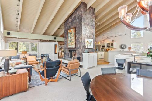 Longwater At Sunriver