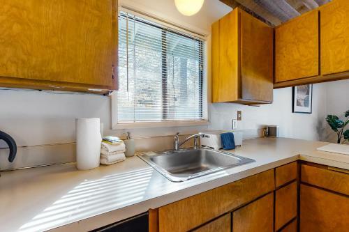 24 East Butte