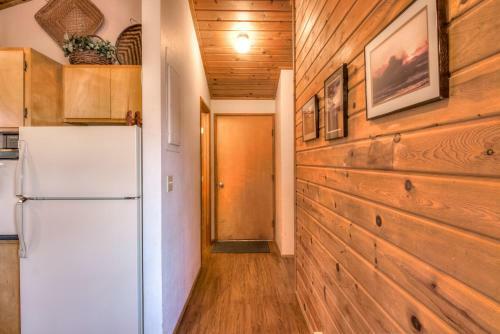 Cozy Cabin