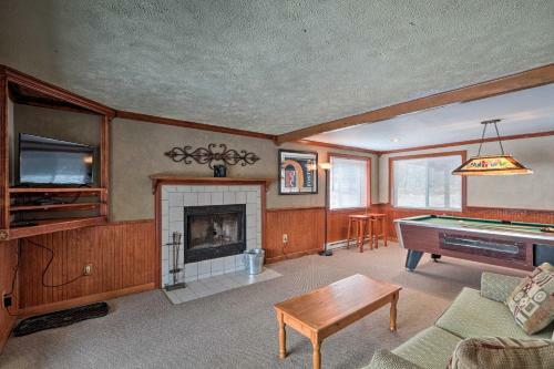 Poconos Mountain Retreat With Game Room Mins To Lake