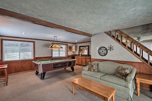 Poconos Mountain Retreat With Game Room Mins To Lake