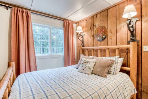 Salmon River Retreat