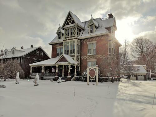Spencer House Bed And Breakfast