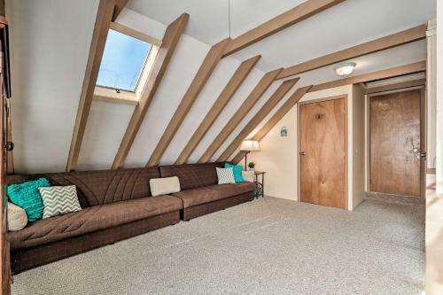 Pet-friendly Pocono Mtn Escape In Stroudsburg!