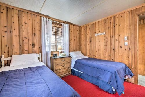 Secluded Poconos Cabin With Big Bass Amenities!