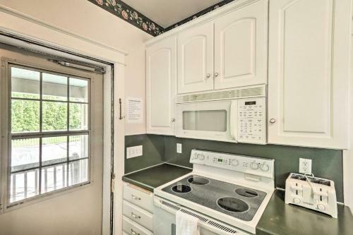 Charming Amish Country Home With Private Pool And Bbq!