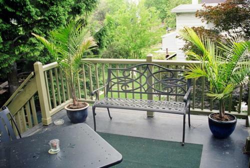 Manheim Manor Bed & Breakfast
