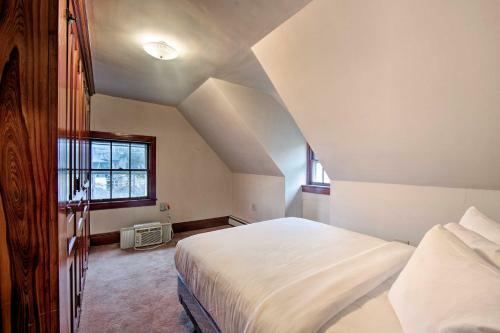 Spacious Reading Home With Patio - 2 Miles To Pagoda!