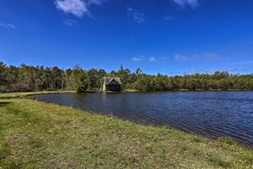 Pocono Pines Golf Course Home, 3 Mi To Naomi!