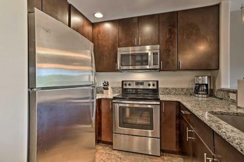 Retreat With Game Room And Deck, 1 Mi To Camelback