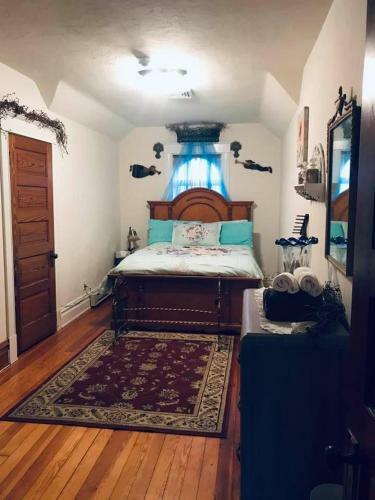 Historic 1912 Hoover House Bed And Breakfast