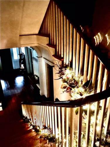 Historic 1912 Hoover House Bed And Breakfast