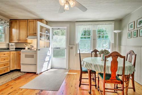 Charlestown Home With Porch And Waterfront View!