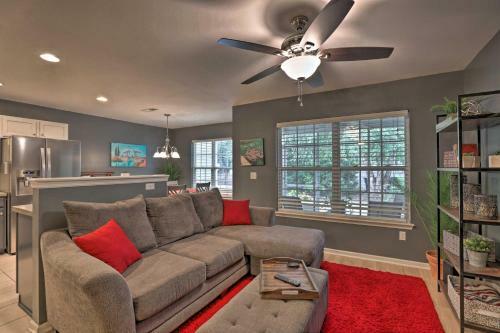 Cozy Townhome With Lanai 15 Mi To Charleston!