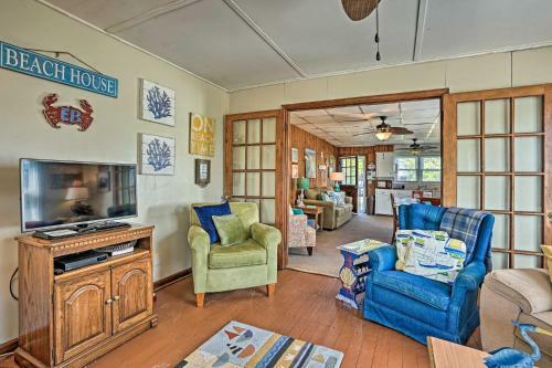 Beachfront Edisto Island Townhome With Screened Porch