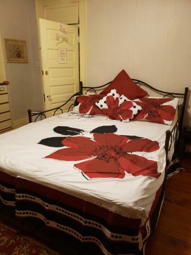 Ambrias Garden Manor B&B