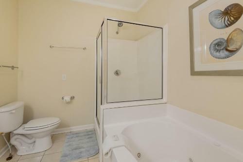 101 Waters Edge - Pool